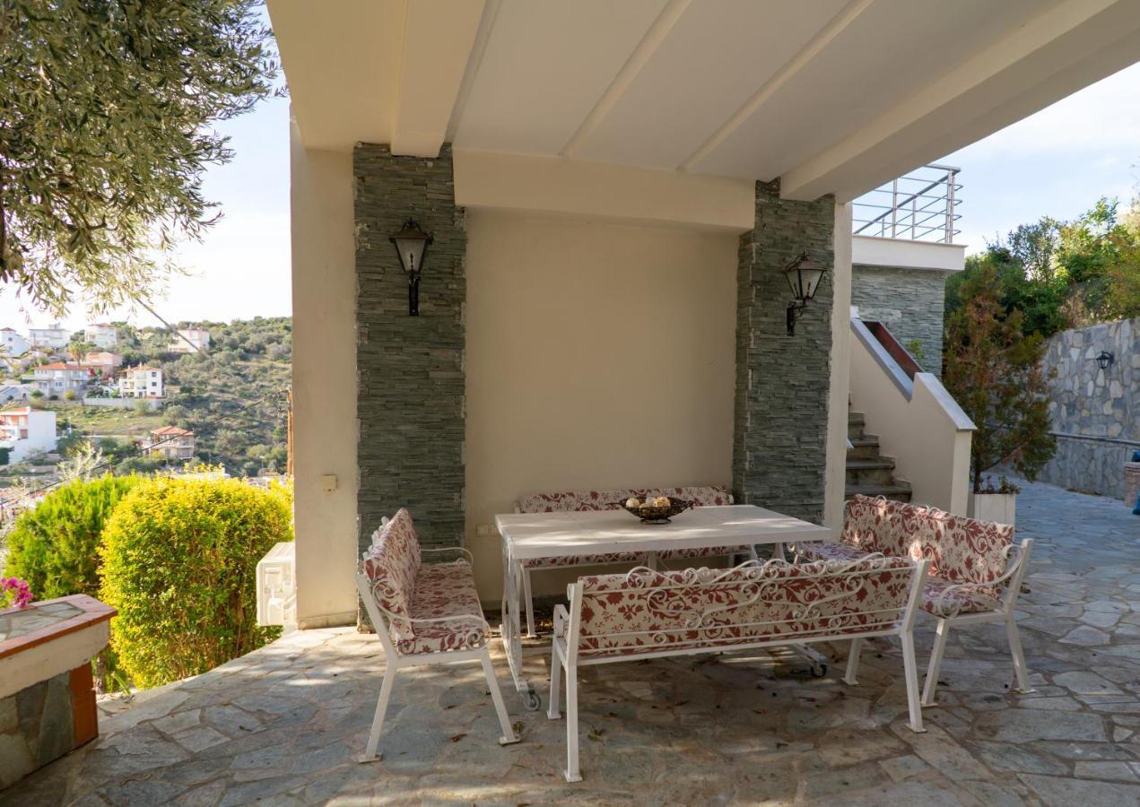 Villa Sea View Volos Buitenkant foto